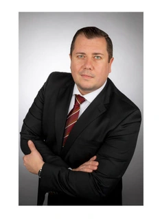 Wladimir Tschisch &middot; مستشار قانوني خارجي &middot; WT Legal