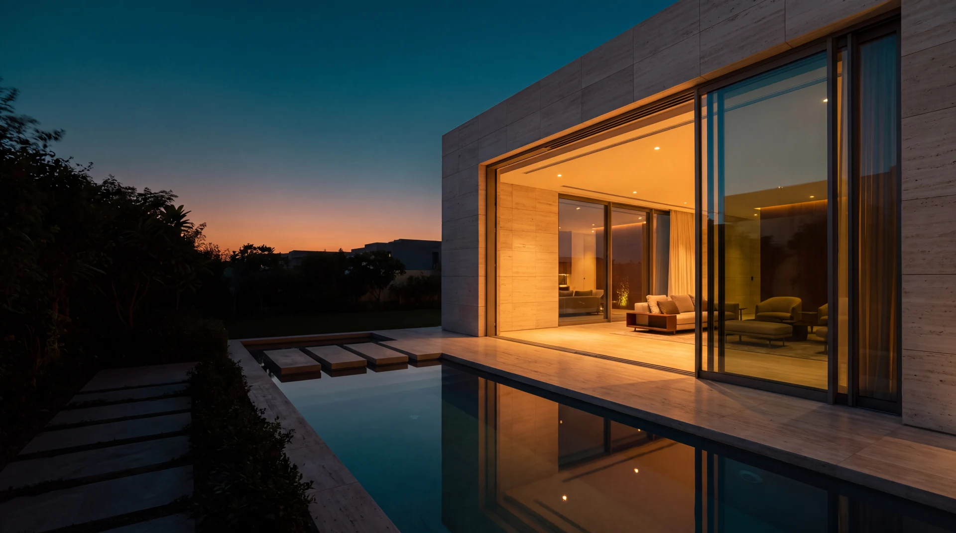 KI-generierte Visualisierung einer minimalistischen Villa in der Abendd&auml;mmerung mit schmaler Aluminium-Verglasung und Wasserbecken